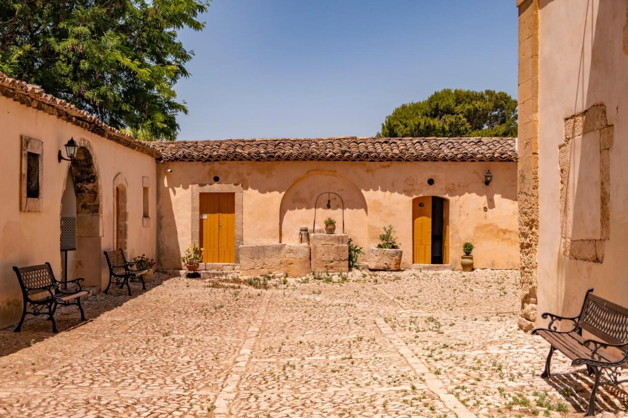 Villa Zottopera - Dimora Di Sicilia Chiaramonte Gulfi Buitenkant foto